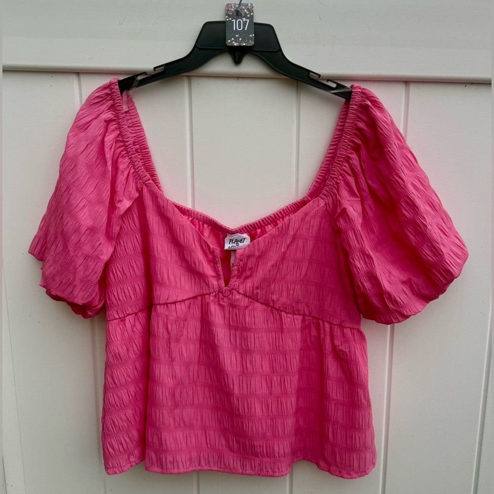 Planet Heart Brand Cropped Short Sleeve Pink Blouse, Size XL.  NWT.